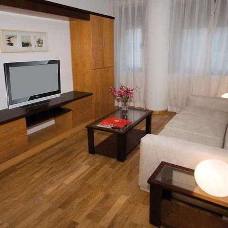 Suites Kris Aeropuerto Madrid Dış mekan fotoğraf